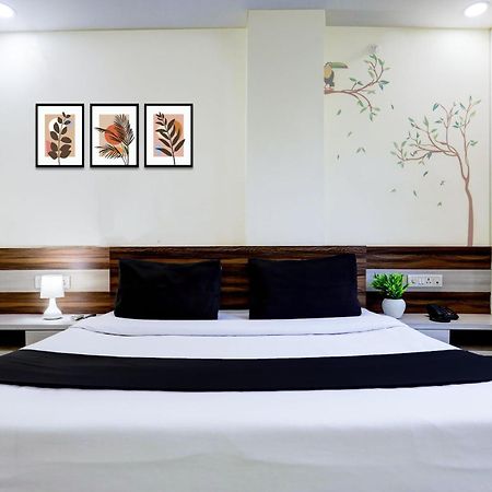Super Townhouse Hoshangabad Road Near Aashima Mall Samarda Kaliāsot Kültér fotó