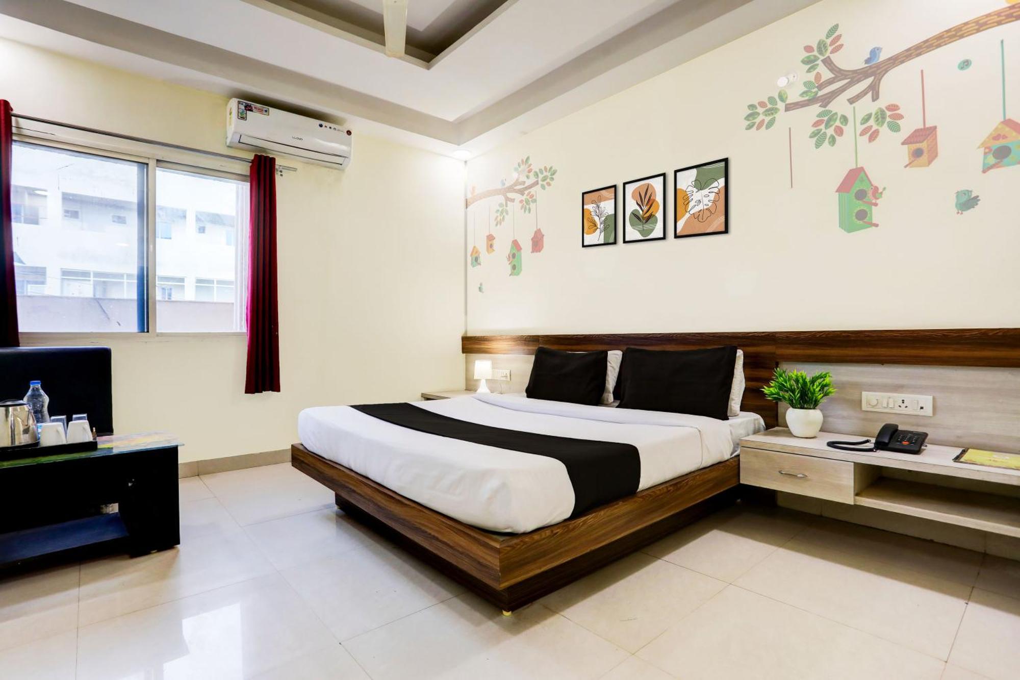 Super Townhouse Hoshangabad Road Near Aashima Mall Samarda Kaliāsot Kültér fotó