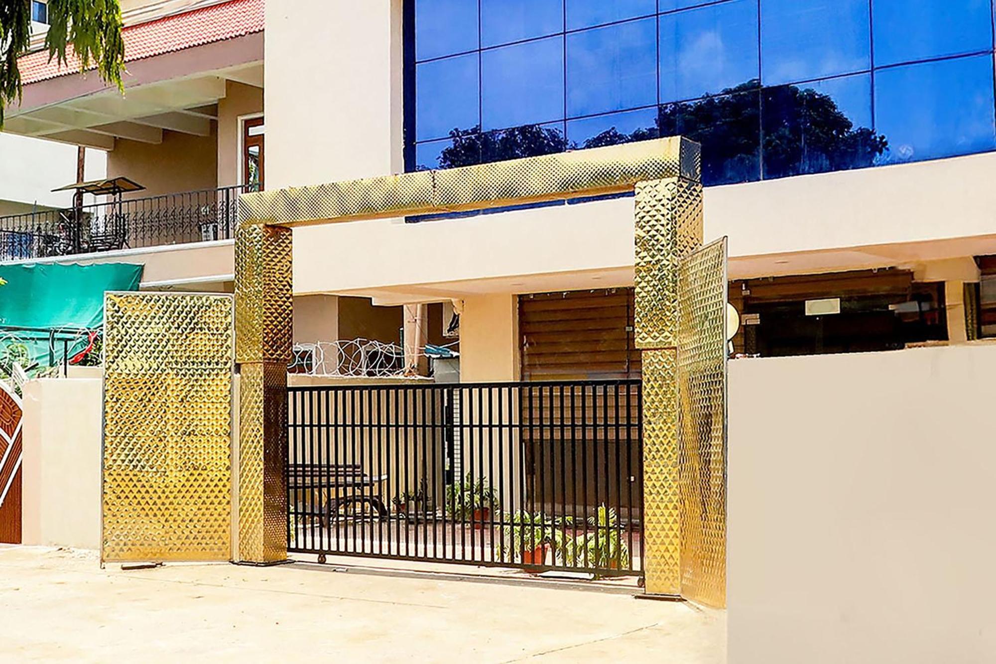 Super Townhouse Hoshangabad Road Near Aashima Mall Samarda Kaliāsot Kültér fotó