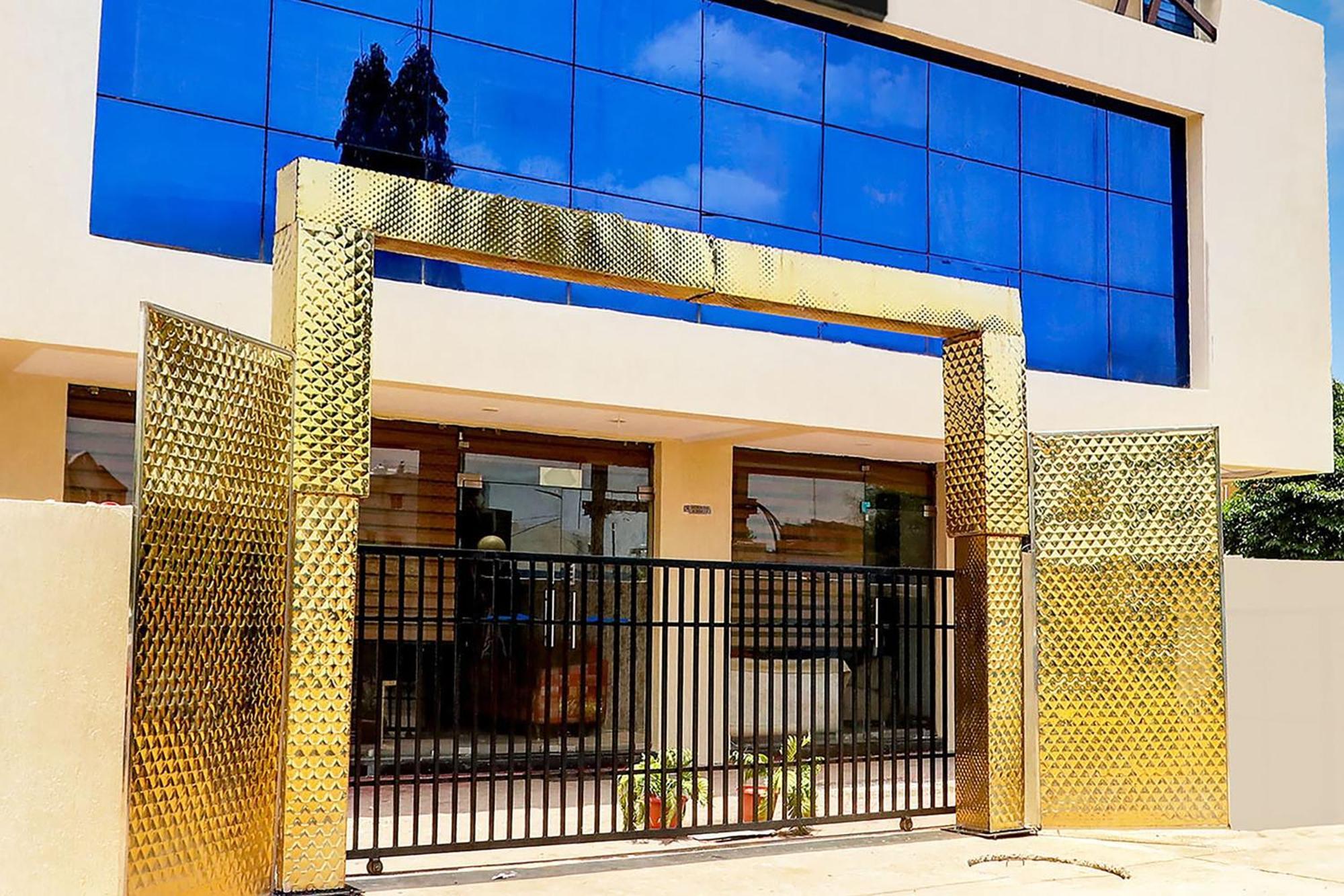 Super Townhouse Hoshangabad Road Near Aashima Mall Samarda Kaliāsot Kültér fotó